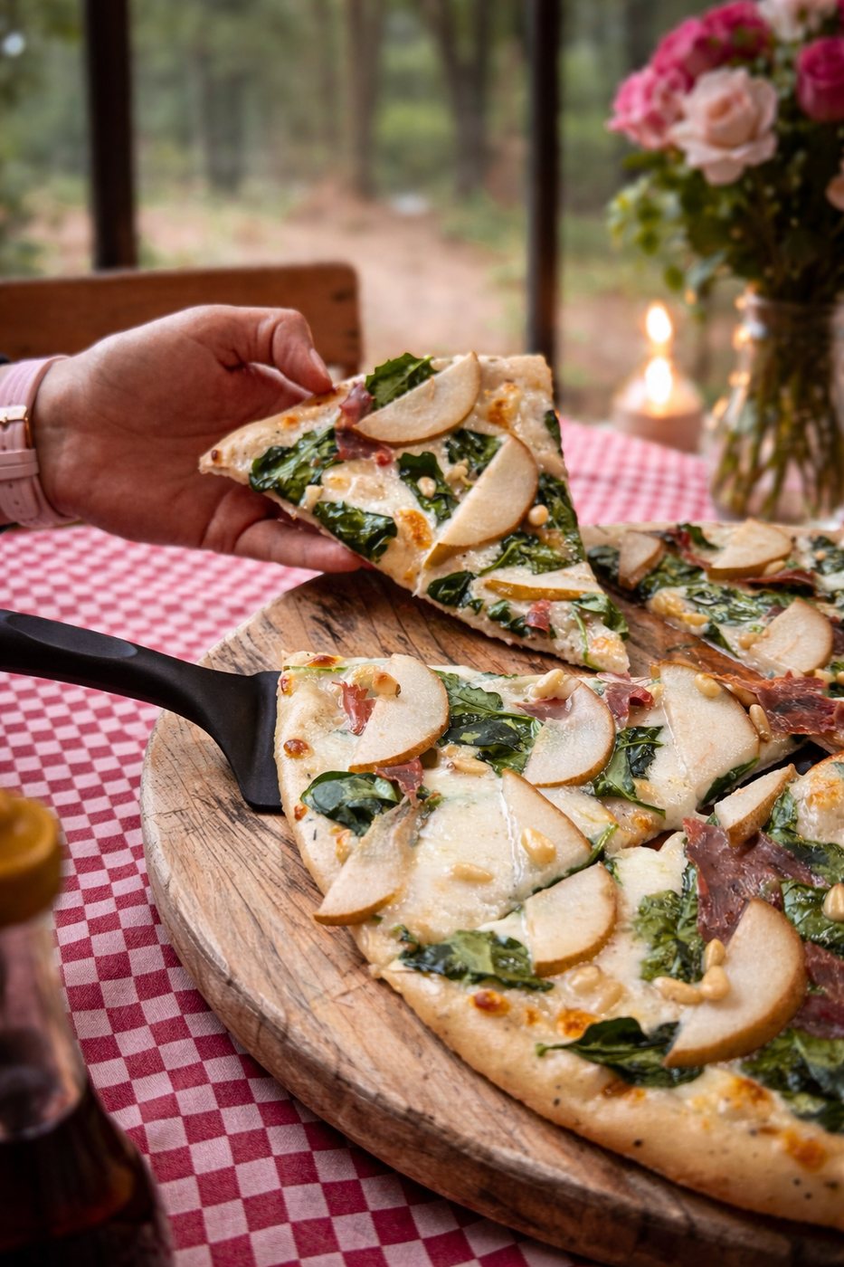 Pizza de pera y queso en Trattoria del Bosque